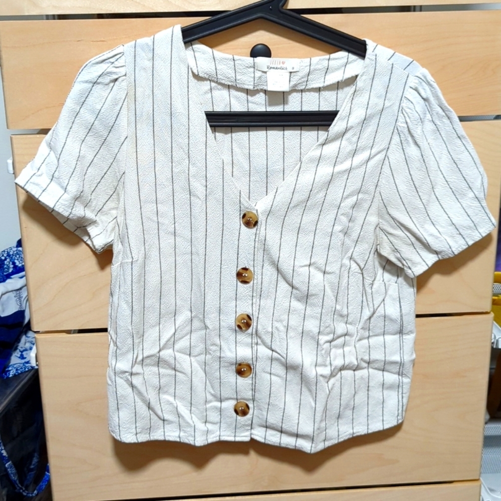 Button down short sleeve top
